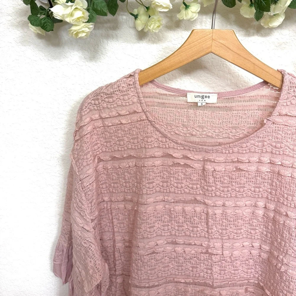 Umgee • Textured Ruffle Top - Picture 2 of 5